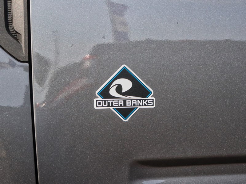 2025 FORD BRONCO SPORT OUTER BANKS | 4X4 | 1.5L | TECH | ROOF | LED