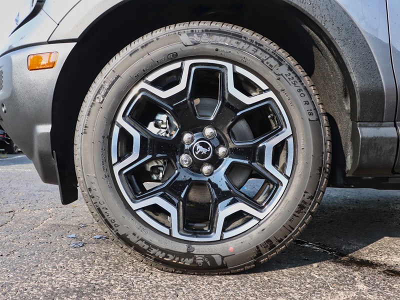 2025 FORD BRONCO SPORT OUTER BANKS | 4X4 | 1.5L | TECH | ROOF | LED