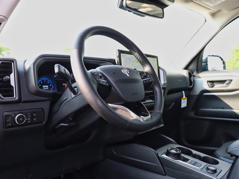 2025 FORD BRONCO SPORT OUTER BANKS | 4X4 | 1.5L | TECH | ROOF | LED