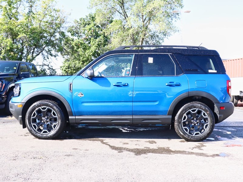 2025 FORD BRONCO SPORT OUTER BANKS | 4X4 | 1.5L | TECH | ROOF | LED