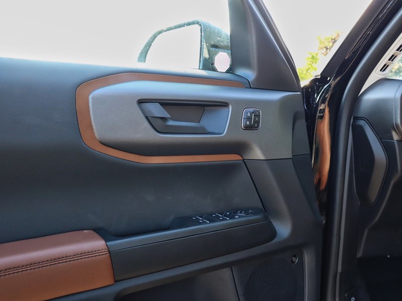 2025 FORD BRONCO SPORT OUTER BANKS | 4X4 | 1.5L | TECK PKG | ROOF | LED