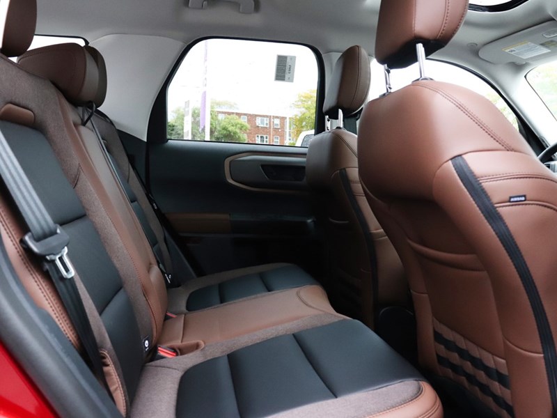 2025 FORD BRONCO SPORT OUTER BANKS | 4X4 | 1.5L | TECH PKG | ROOF | LED