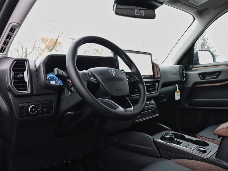 2025 FORD BRONCO SPORT OUTER BANKS | 4X4 | 1.5L | TECH PKG | ROOF | CRGO