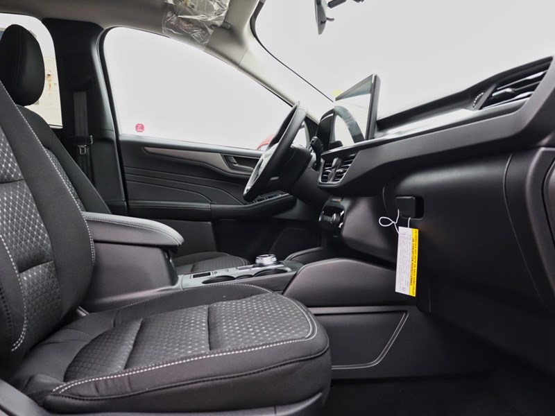 2025 Ford Escape Active | AWD | 1.5L | TECH PK 1 | NAV | HTD STR WH