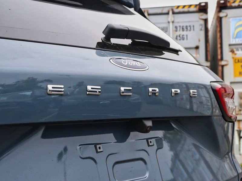 2025 Ford Escape Active | AWD | 1.5L | TECH PK 1 | NAV | HTD STR WH
