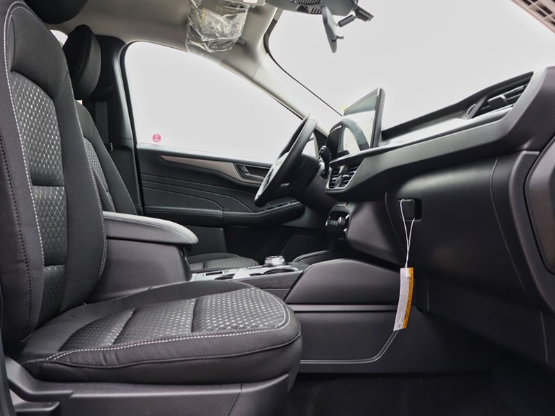 2025 Ford Escape Active | AWD | 1.5L | TECH PK 1 | NAV | HTD STR WH