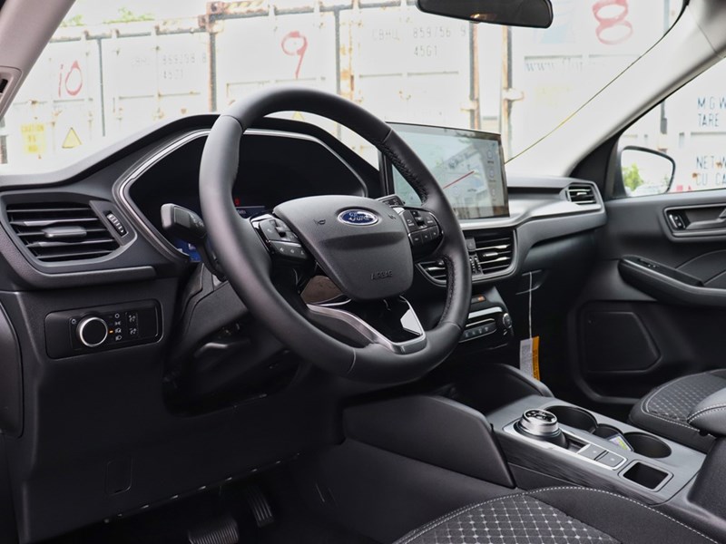 2025 Ford Escape Active | AWD | 1.5L | TECH PK 1 | NAV | HTD STR WH
