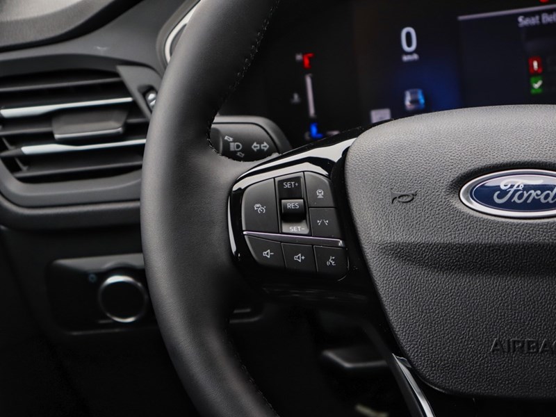 2025 Ford Escape Active | AWD | 1.5L | TECH PK 1 | NAV | HTD STR WH