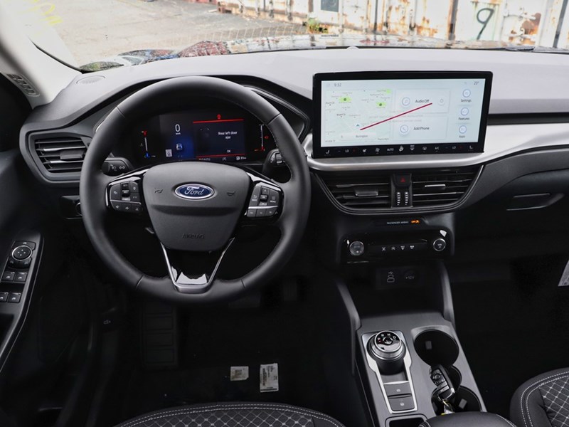 2025 Ford Escape Active | AWD | 1.5L | TECH PK 1 | NAV | HTD STR WH