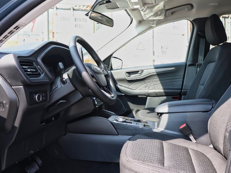 2025 Ford Escape Active | AWD | 1.5L | TECH PK 1 | NAV | HTD STR WH