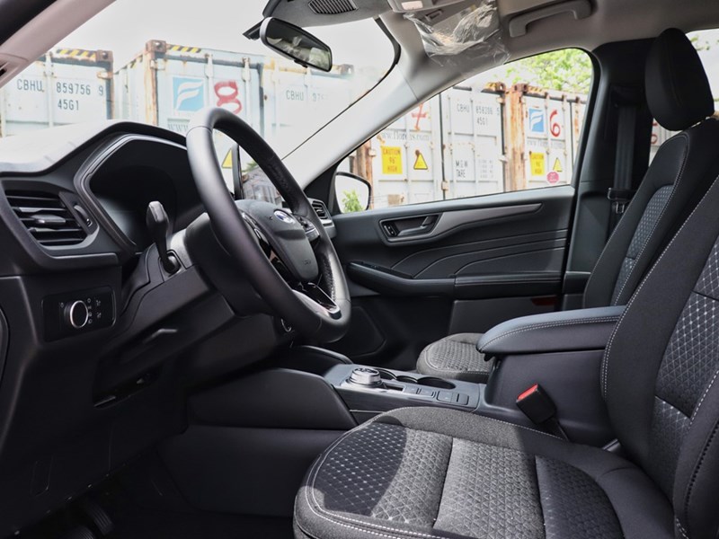 2025 Ford Escape Active | AWD | 1.5L | HTD STR WHL | BLIS