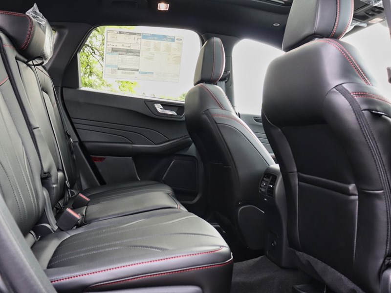 2025 Ford Escape ST-Line Elite AWD