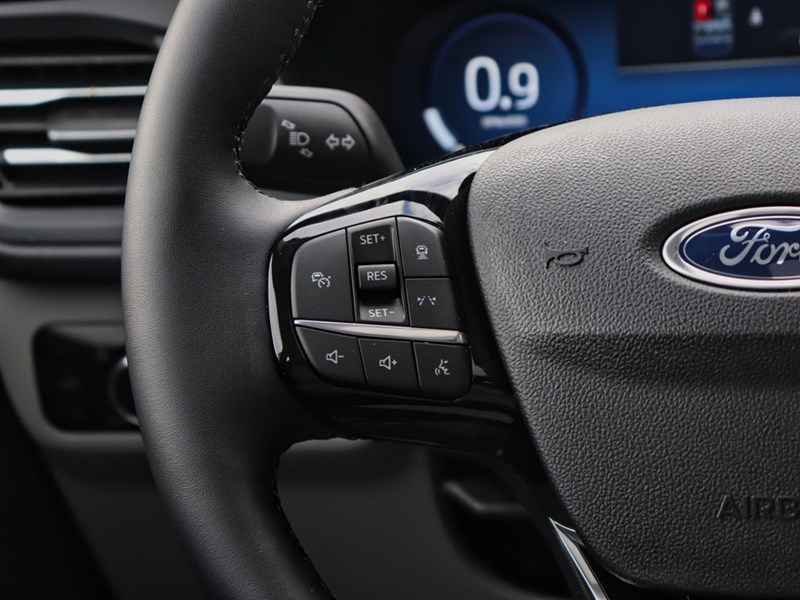 2025 Ford Escape Platinum | AWD | 2.0L | PREM TECH | ROOF | TOW