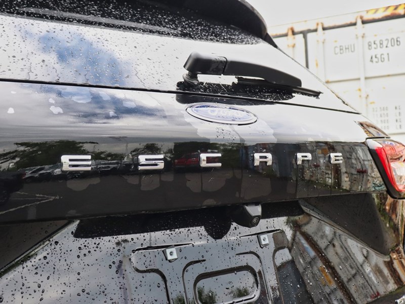 2025 Ford Escape Platinum | AWD | 2.0L | PREM TECH | ROOF | TOW
