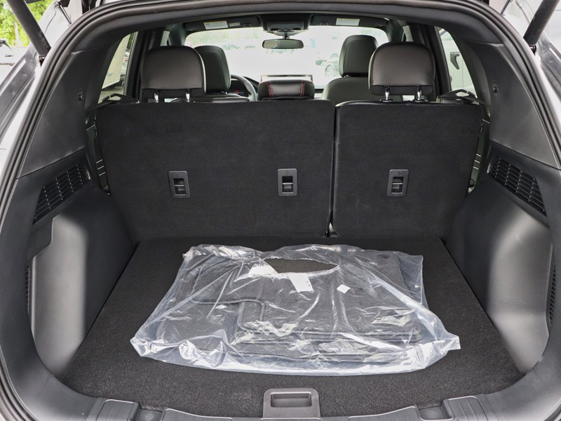 2025 Ford Escape ST-Line | AWD | 1.5L | ROOF | TECH | NAV | HTD STR