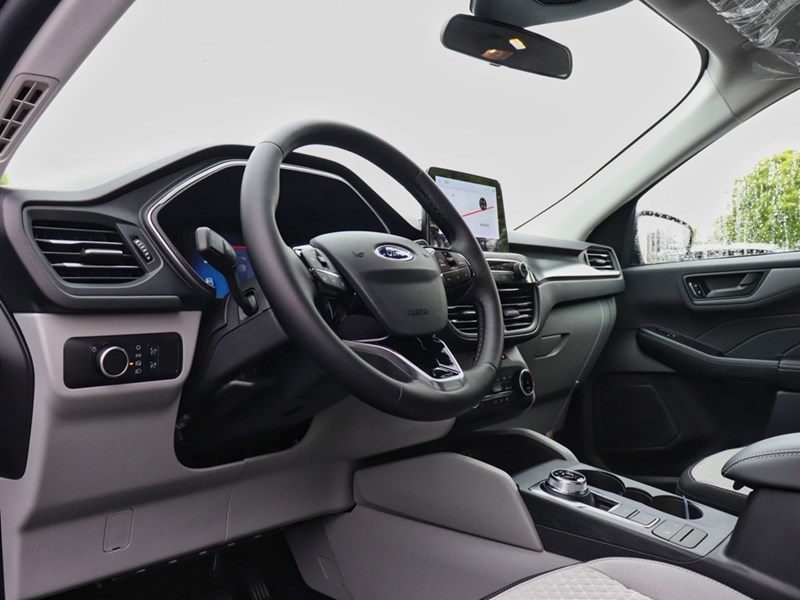 2025 FORD ESCAPE ACTIVE | AWD | 1.5L | HTD STR WHL | BLIS | LED