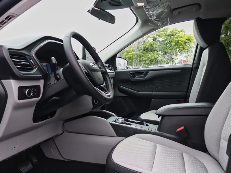 2025 FORD ESCAPE ACTIVE | AWD | 1.5L | HTD STR WHL | BLIS | LED