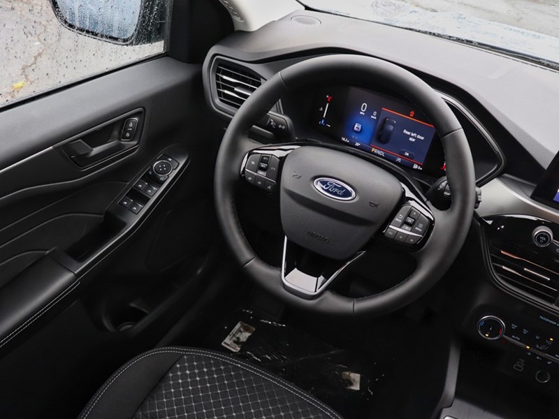 2025 FORD ESCAPE ACTIVE | AWD | 1.5L | PWR LIFTGATE | REAR PARK SEN