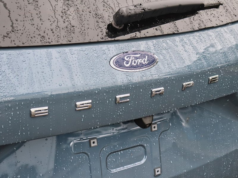 2025 FORD ESCAPE ACTIVE | AWD | 1.5L | PWR LIFTGATE | REAR PARK SEN