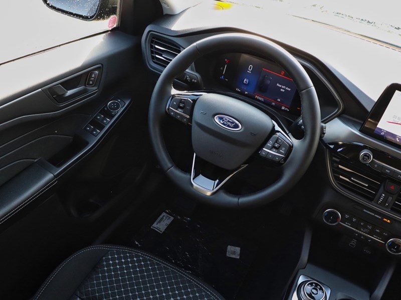 2025 FORD ESCAPE ACTIVE | AWD | 1.5L | HTD STR WHL | REMOTE START