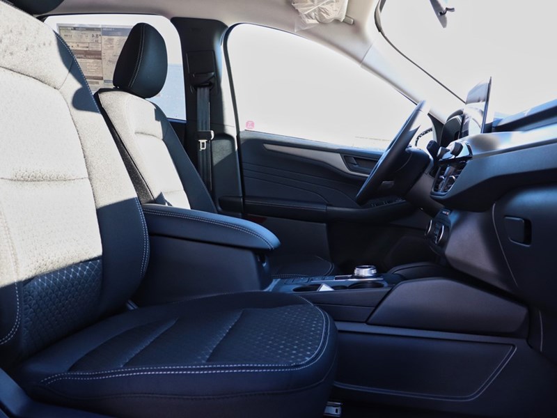 2025 FORD ESCAPE ACTIVE | AWD | 1.5L | HTD STR WHL | REM STRT | BLS