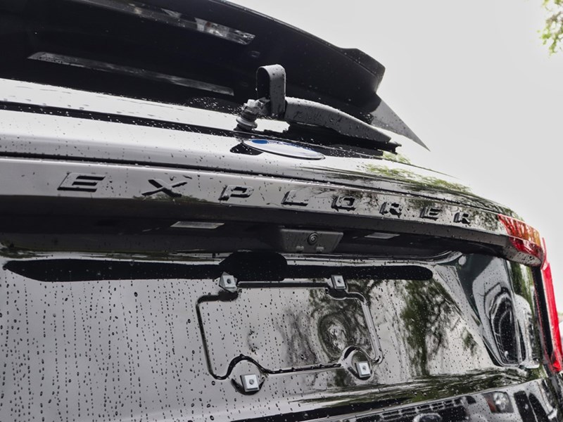 2025 Ford Explorer ST-Line 4WD