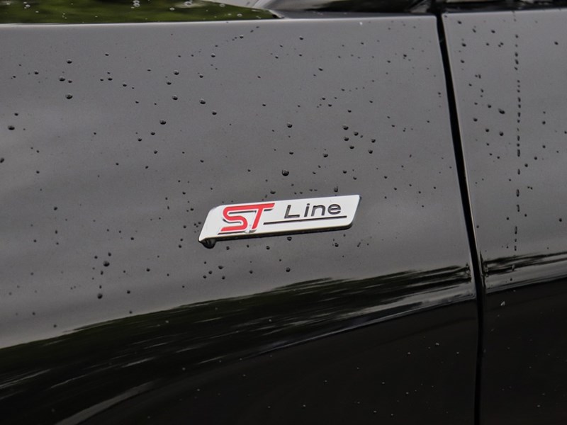 2025 Ford Explorer ST-Line 4WD