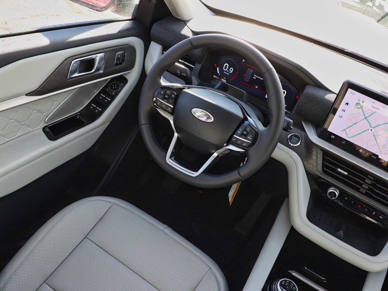 2025 FORD EXPLORER PLATINUM | 4WD | 2.3L | LUX LEATHER PKG | 21S