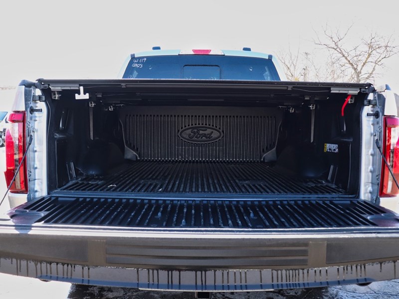 2025 Ford F-150 XLT | 4X4 | 2.7L | 302A | BLACK PK PLUS |360 | 20s