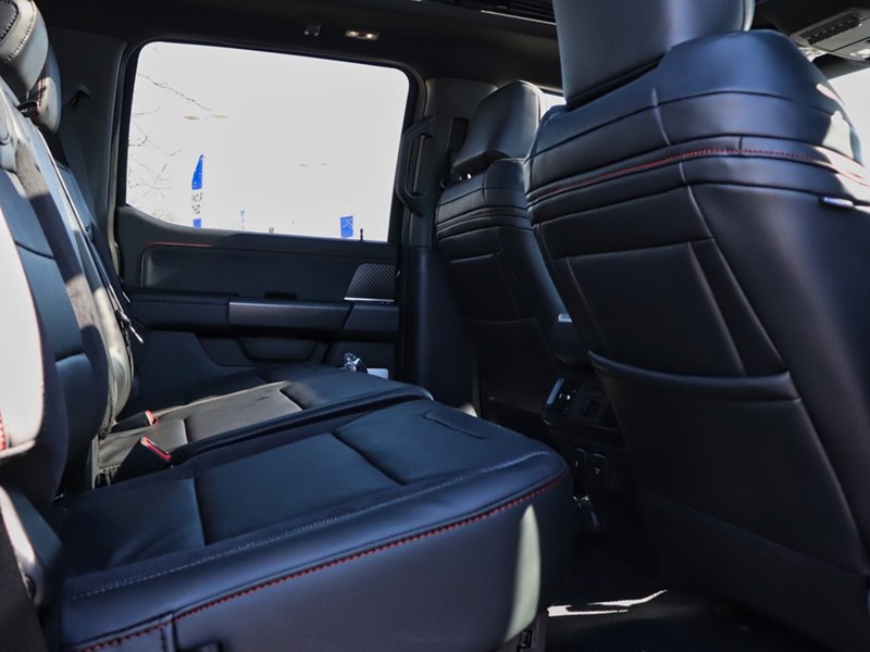 2025 Ford F-150 Raptor | 4X4 | 3.5L | 802A | ROOF | 17s