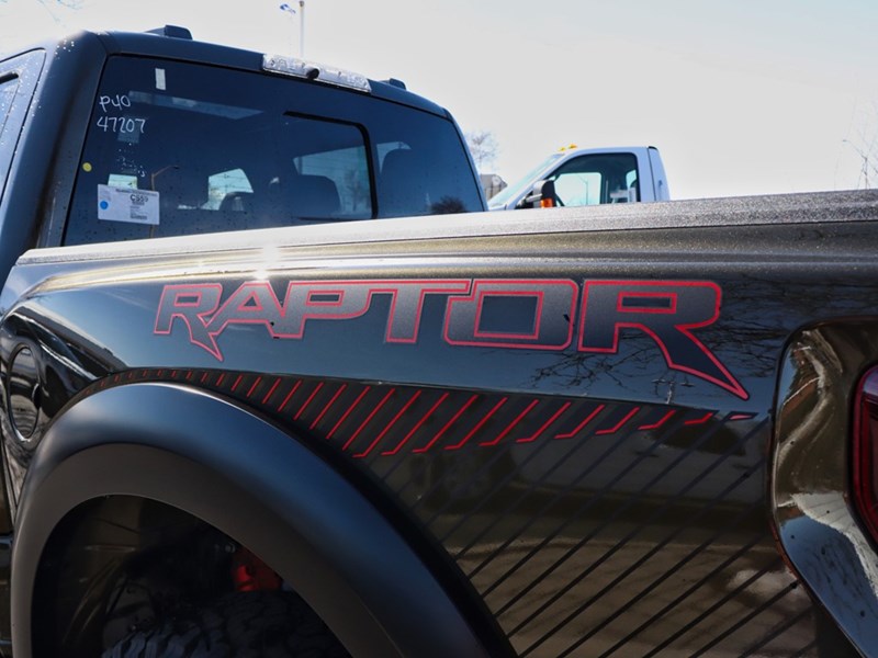 2025 Ford F-150 Raptor | 4X4 | 3.5L | 802A | ROOF | 17s