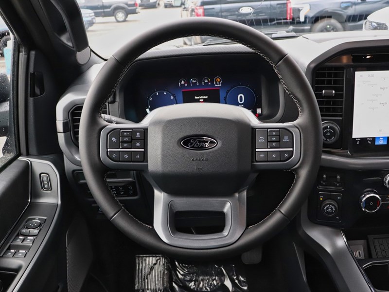 2025 Ford F-150 XLT | 4X4 | 2.7L | 303A | BLK PK PLUS | ROOF | FX4