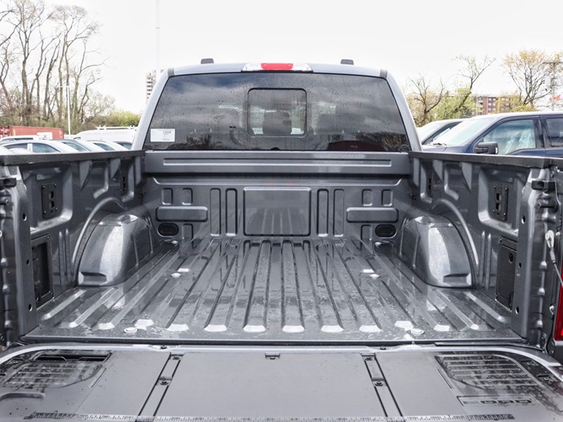 2025 Ford F-150 XLT | 4X4 | 2.7L | 303A | ROOF| BLK PK PLS|BED UTL