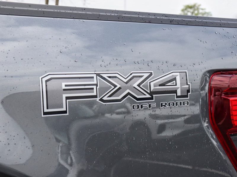 2025 Ford F-150 XLT | 4X4 | 2.7L | 303A | ROOF| BLK PK PLS|BED UTL