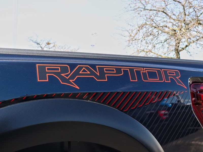 2025 Ford F-150 Raptor | 4X4 | 3.5L | 802A | ROOF | SPRAY-IN