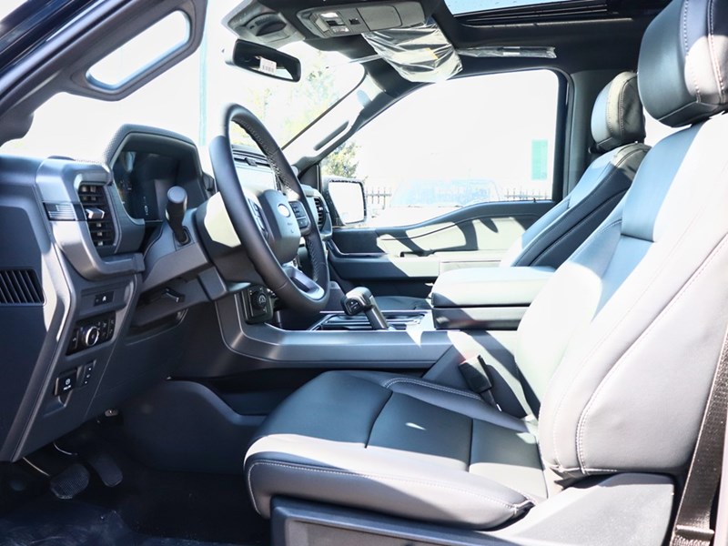 2025 Ford F-150 XLT | 4x4 | 5.0L | 303A | BLK PK PLS | ROOF | FX4