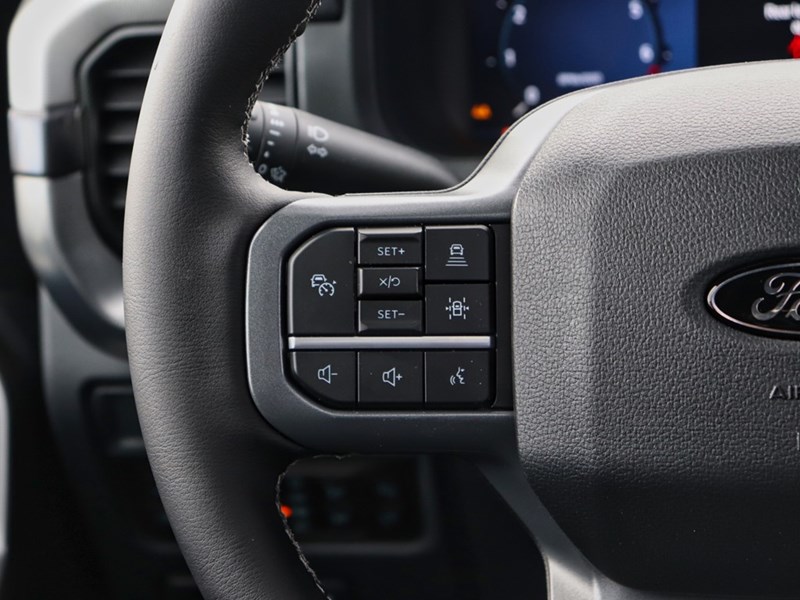 2025 Ford F-150 LARIAT | 4X4 | HYRBID |502A |BLK PK |ROOF |BD UTL