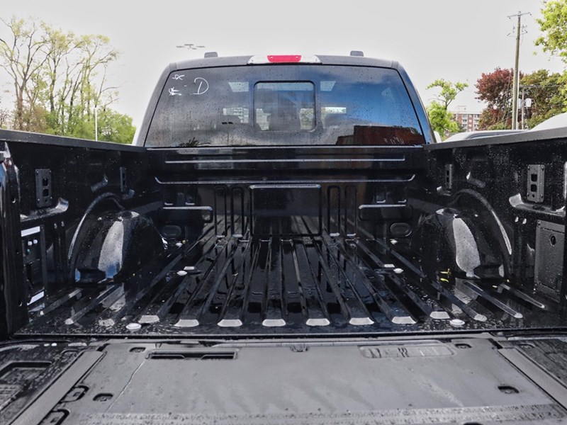 2025 Ford F-150 LARIAT | 4X4 | HYRBID |502A |BLK PK |ROOF |BD UTL