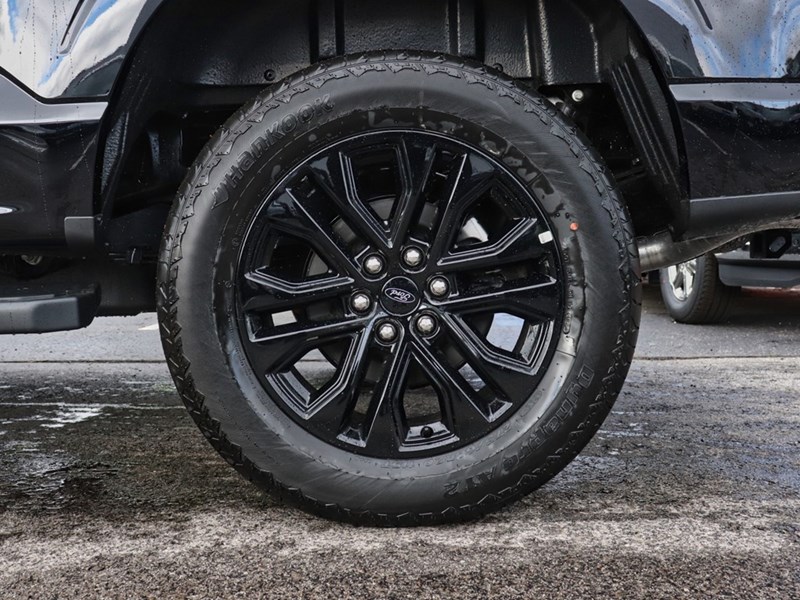 2025 Ford F-150 LARIAT | 4X4 | HYRBID |502A |BLK PK |ROOF |BD UTL
