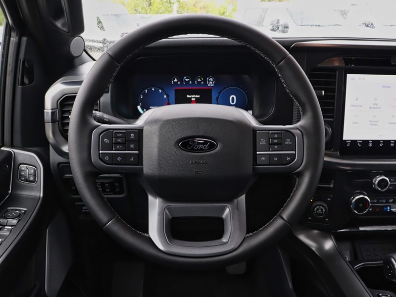 2025 Ford F-150 LARIAT | 4X4 | 5.0L | 502A | ROOF|BLK PK |BD UTL
