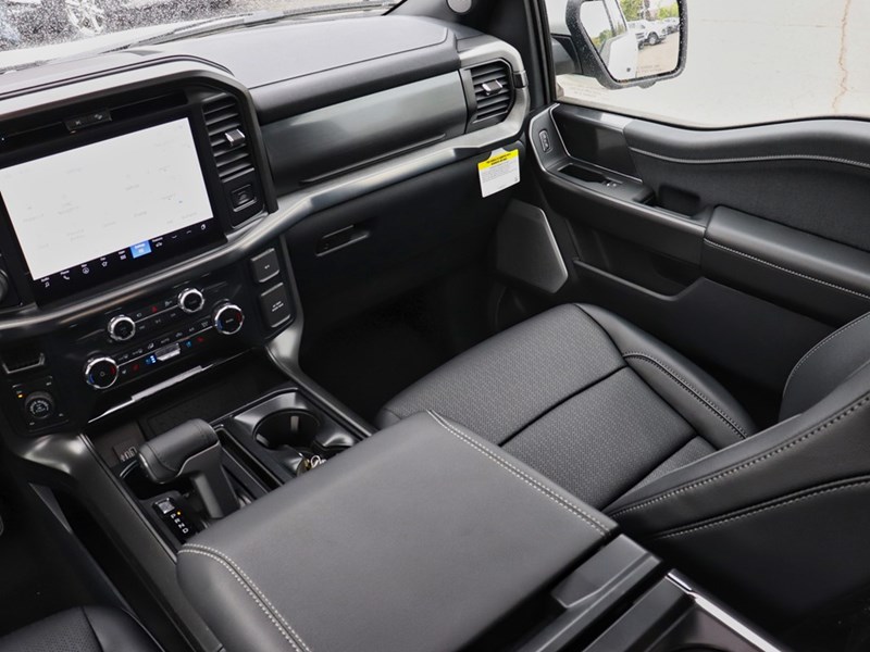 2025 Ford F-150 LARIAT | 4X4 | 5.0L | 502A | ROOF|BLK PK |BD UTL