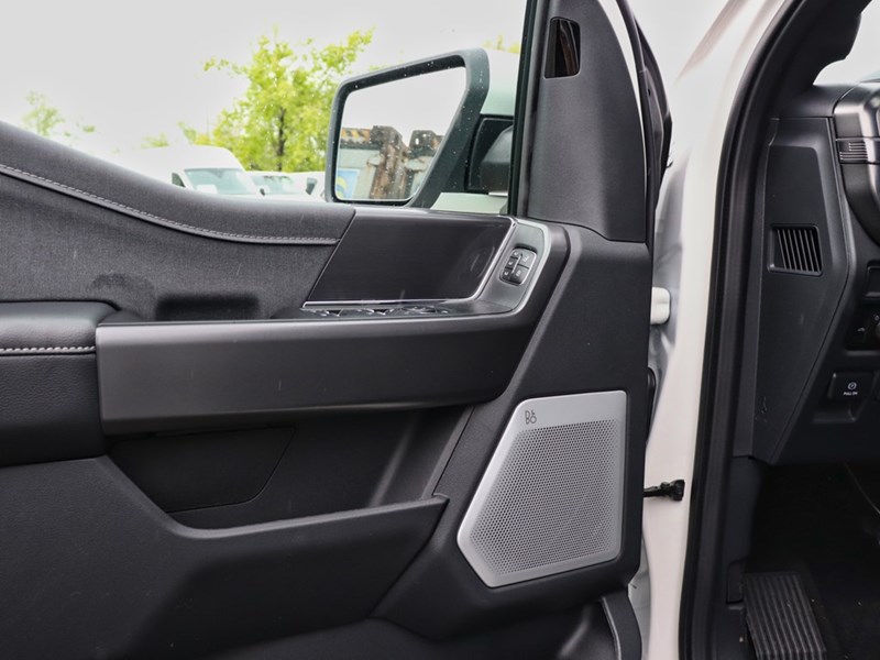 2025 Ford F-150 LARIAT | 4X4 | 5.0L | 502A | ROOF|BLK PK |BD UTL