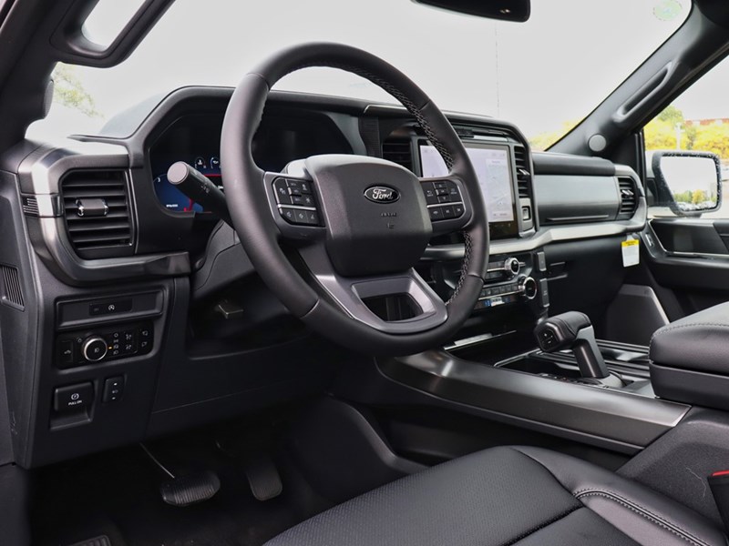 2025 Ford F-150 LARIAT | 4X4 | 5.0L | 502A | ROOF|BLK PK |BD UTL