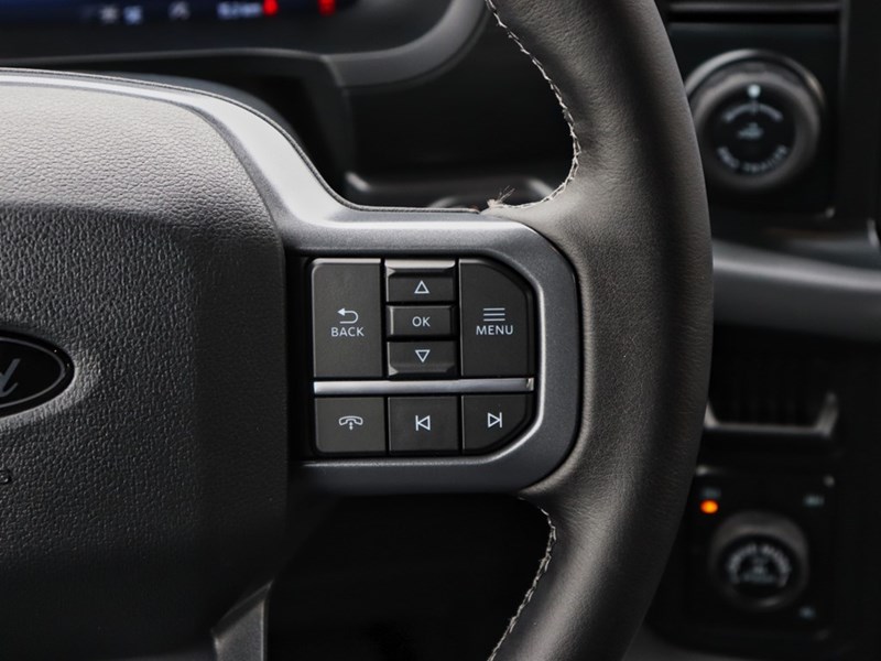 2025 Ford F-150 XLT | 4X4 | 2.7L | 302A | BLK PK PLUS | 3.55 | 20s