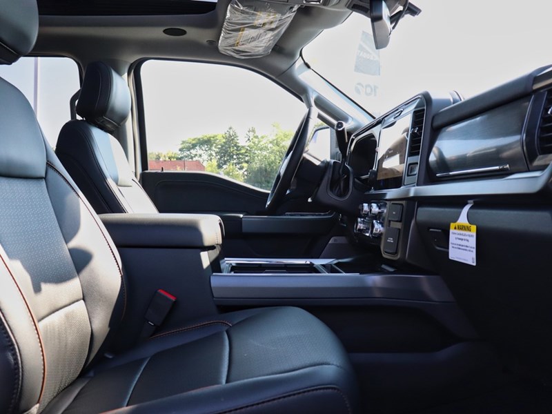 2025 Ford F-250 LARIAT | 4X4 | 6.7L | BLK PK | ROOF | ULTIMATE PKG