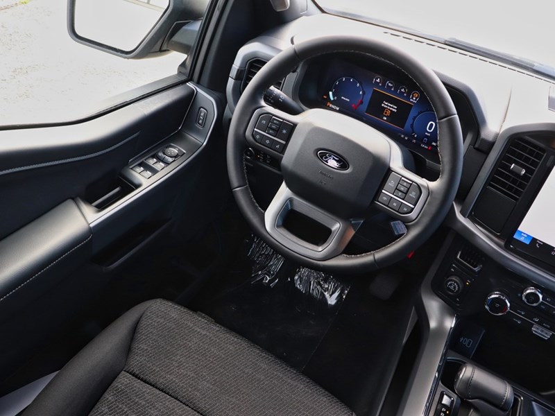 2025 FORD F-150 XLT | 4X4 | 5.0L | 301A | BLK PK | BED UTL | 18S