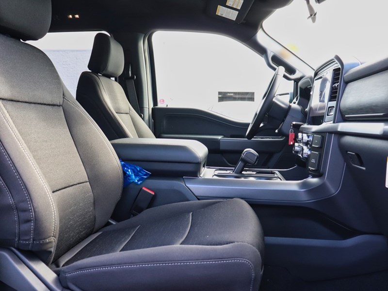 2025 FORD F-150 XLT | 4X4 | 5.0L | 301A | BLK PK | BED UTL | 18S