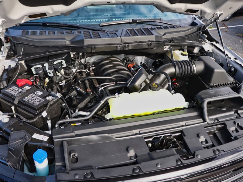 2025 FORD F-150 XLT | 4X4 | 5.0L | 301A | BLK PK | BED UTL | 18S