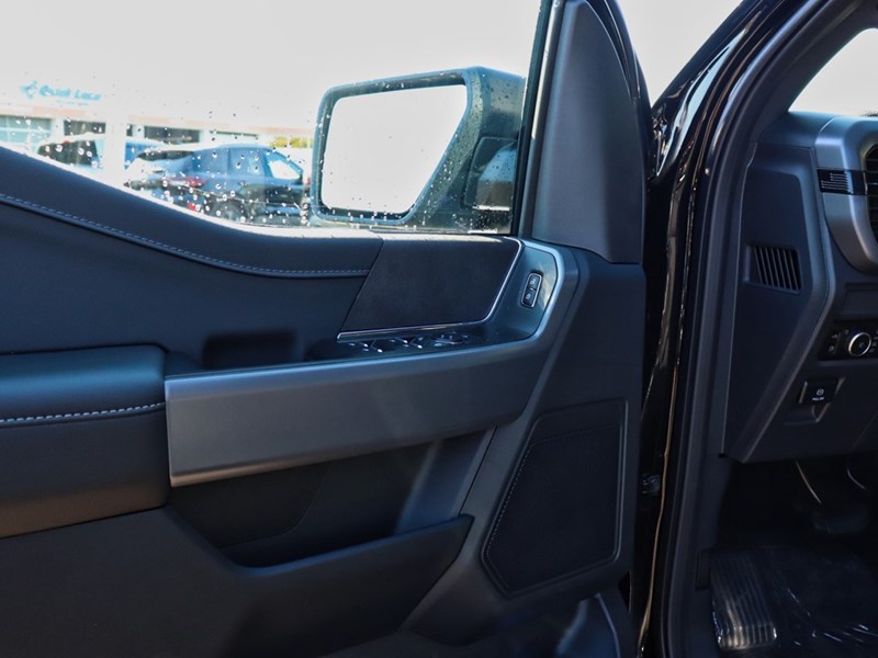 2025 FORD F-150 XLT | 4X4 | HYBRID | 302A | BLK PK PLS |7.2KW |T/H