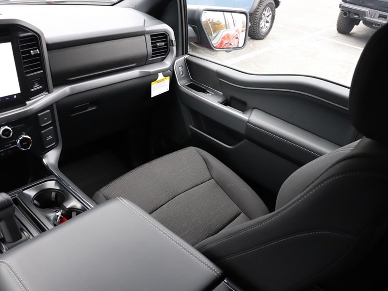 2025 FORD F-150 XLT | 4X4 | 3.5L | 302A | BLK PK PLS | 20S